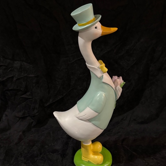 Art Deco Resin Ready For His Special Occassion Duck Statue - Picture 2 of 8
